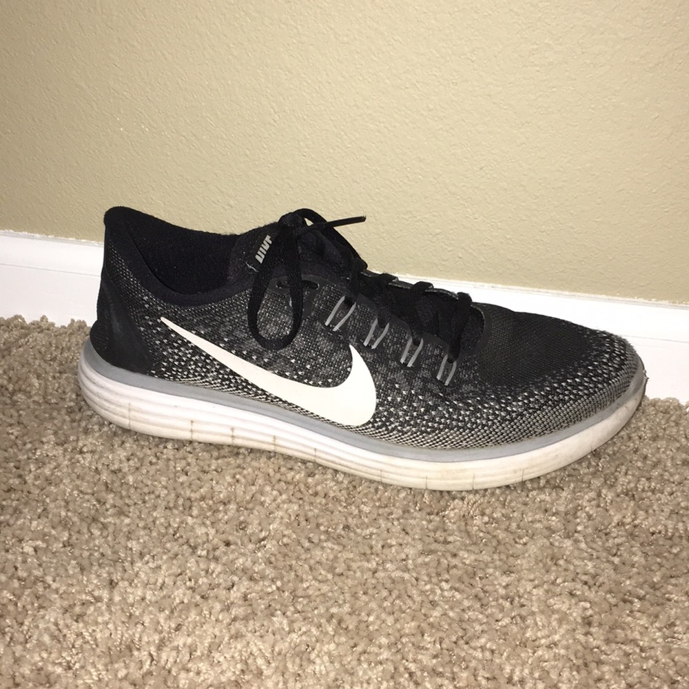 Nike Free Run- Black Size 9